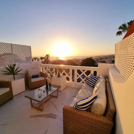 Sunset Ocean View * אדחה