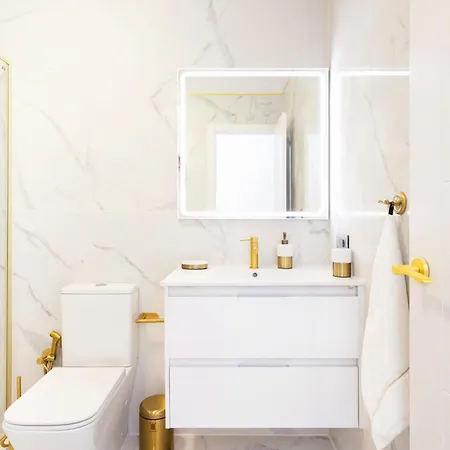 Sunset Ocean View דירה אדחה