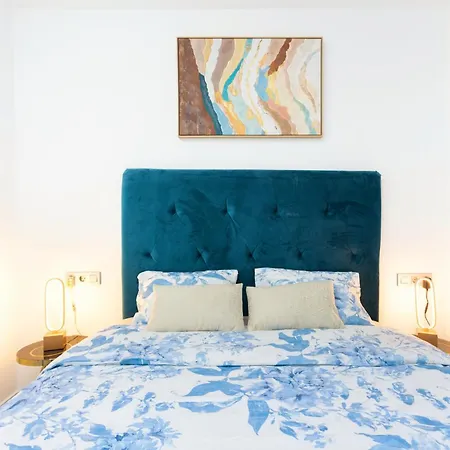 Sunset Ocean View דירה *